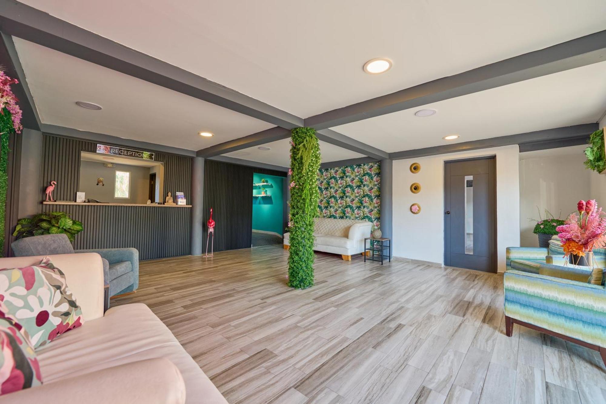 Central Boutique Hotel Oranjestad Kültér fotó