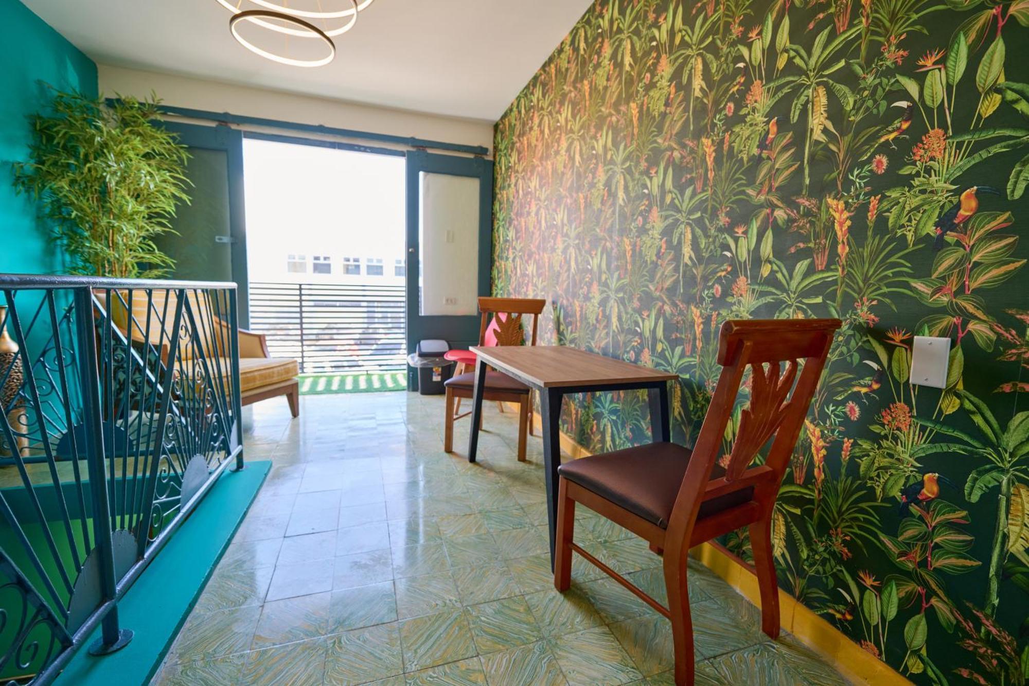 Central Boutique Hotel Oranjestad Kültér fotó