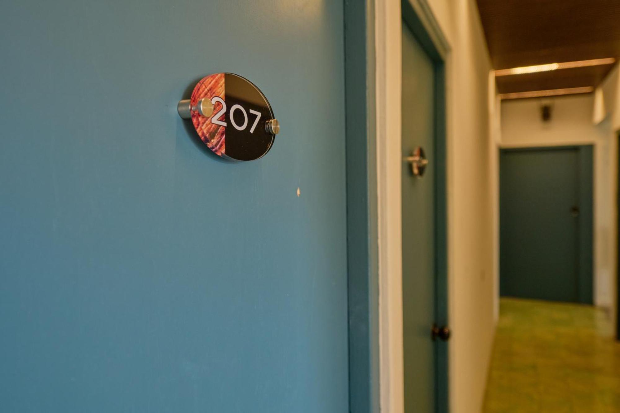 Central Boutique Hotel Oranjestad Kültér fotó