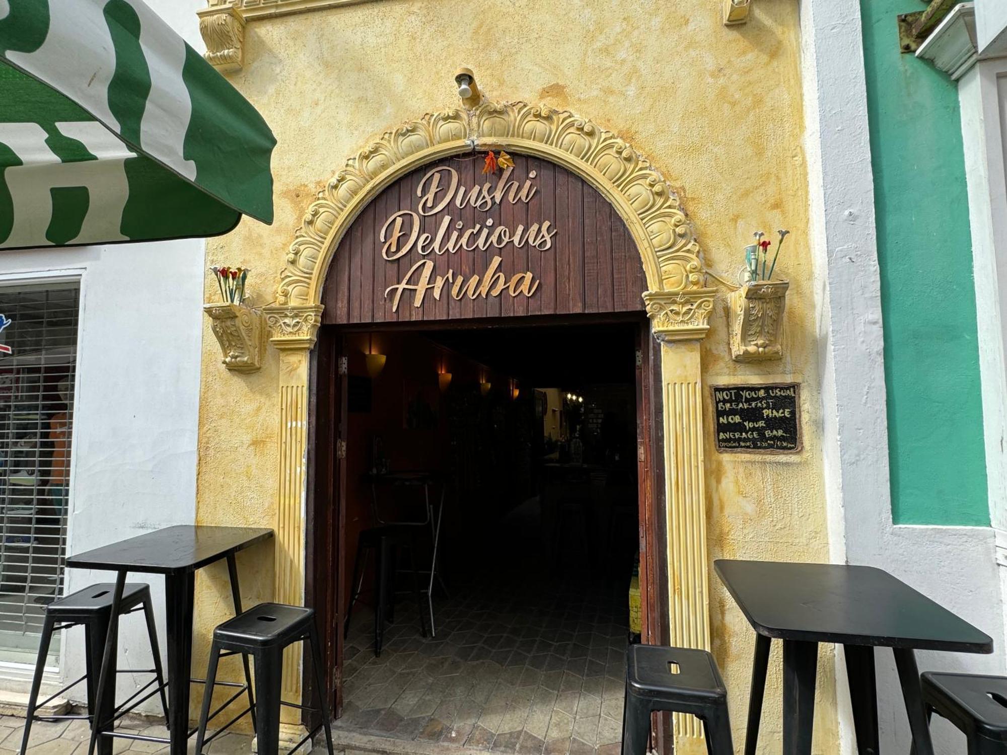 Central Boutique Hotel Oranjestad Kültér fotó