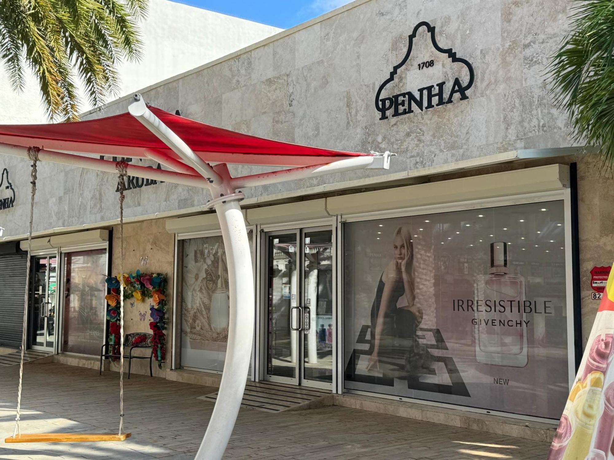 Central Boutique Hotel Oranjestad Kültér fotó