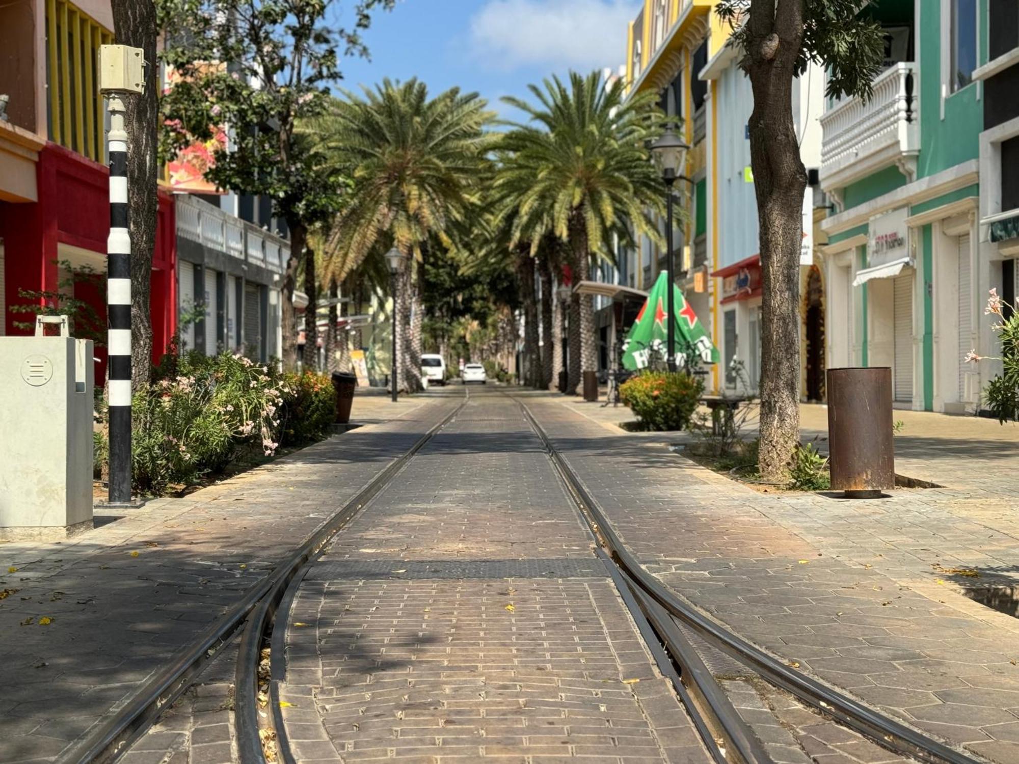 Central Boutique Hotel Oranjestad Kültér fotó