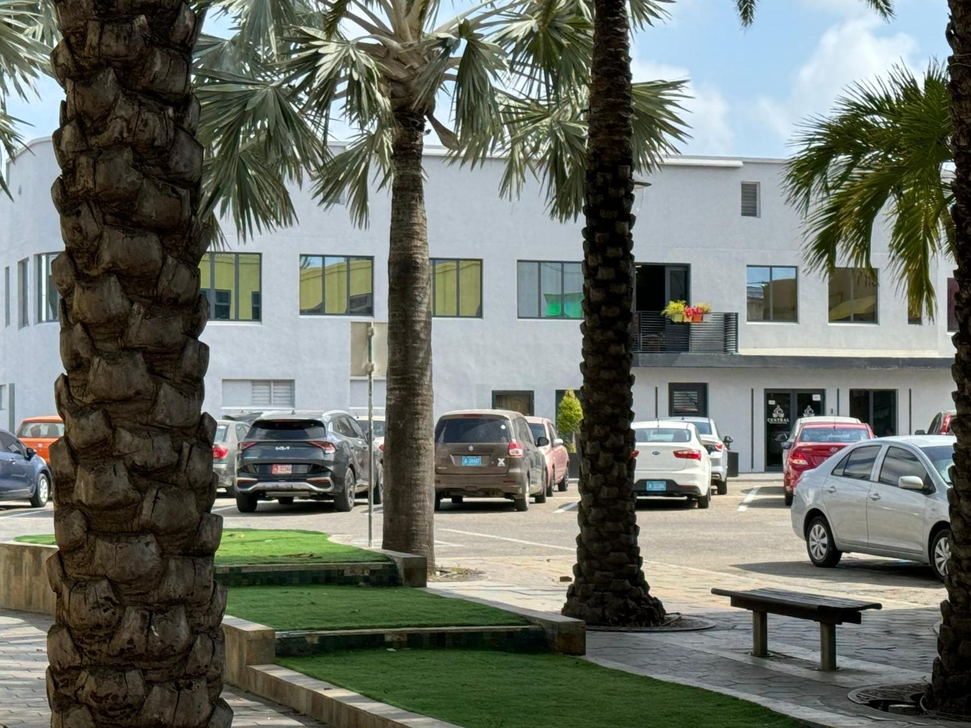Central Boutique Hotel Oranjestad Kültér fotó
